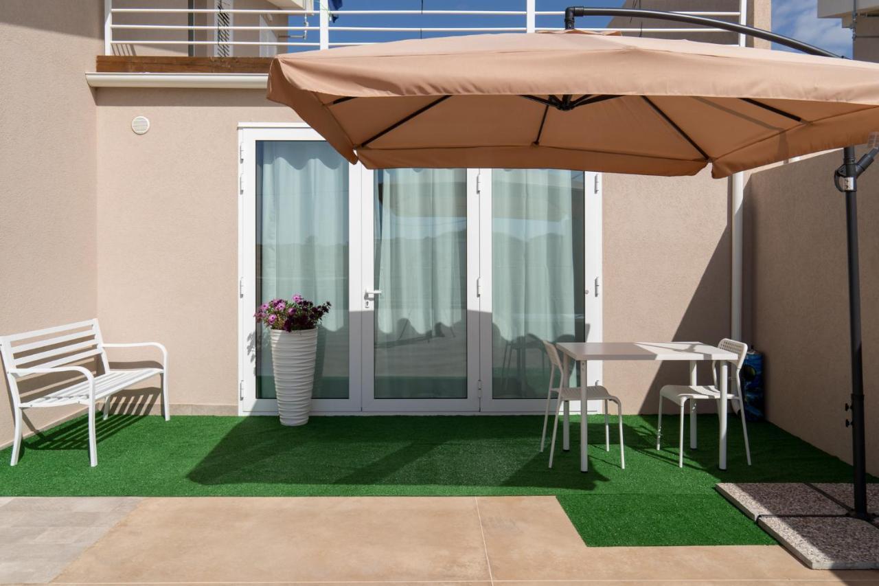 Nni Mia Hotel Modica Exterior foto